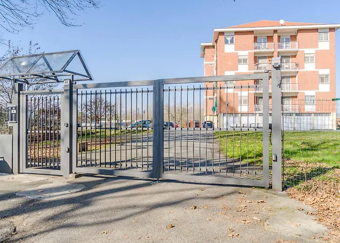 Guesthost - Domus Contus Near Reggia Di Venaria Lejlighed